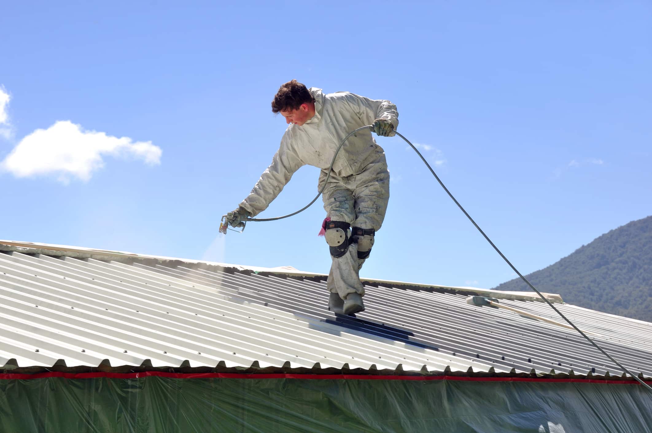 Roof coating contractor